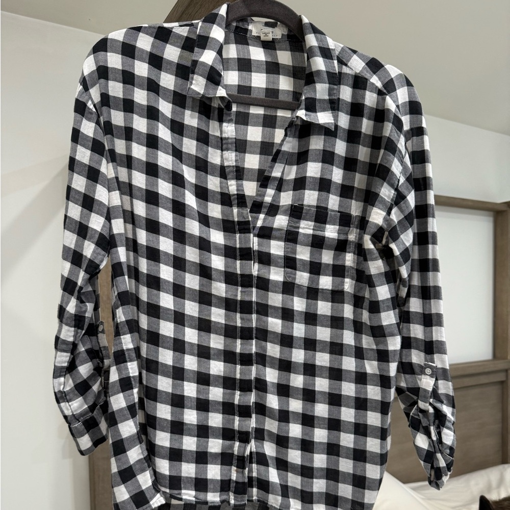 Soft Joie Buffalo Check Black Button Down Top Medium